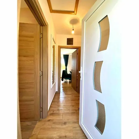 Kosutica Semesterbostad Koracica