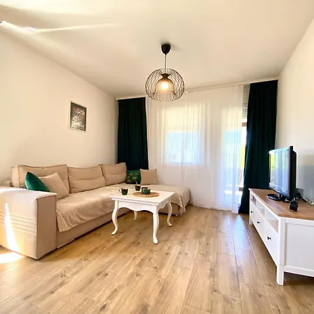 Kosutica Semesterbostad *