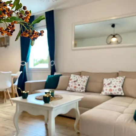 Semesterbostad Kosutica Koracica